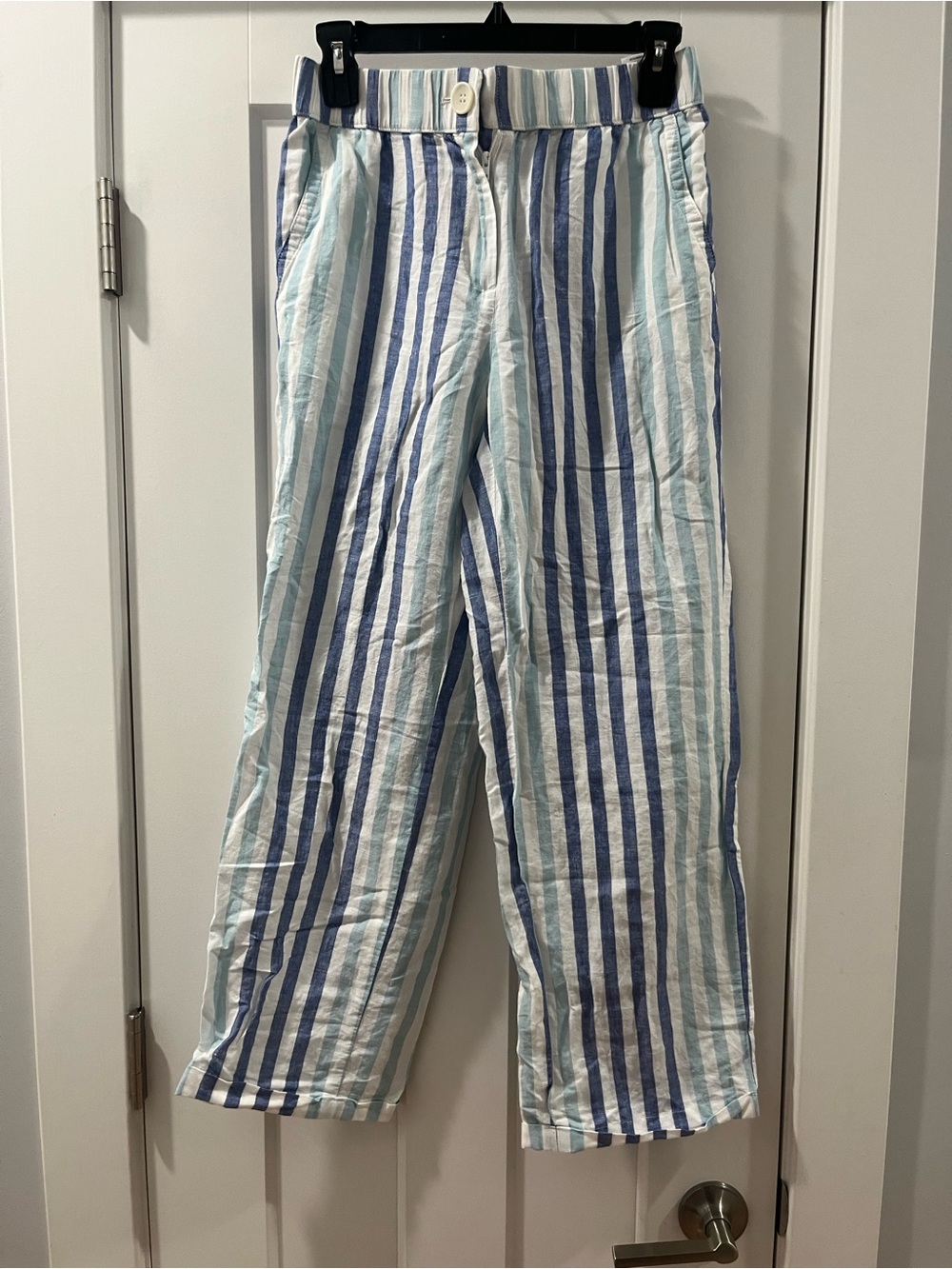 Talbots Linen Blend Blue and White Striped Cropped Pants Small (P) like new